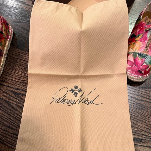 Patricia Nash Eva Spring Colored Shoes - Picture 5 of 6